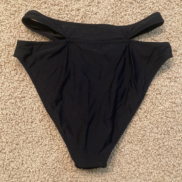 NWT bikini bottoms - Picture 5 of 6